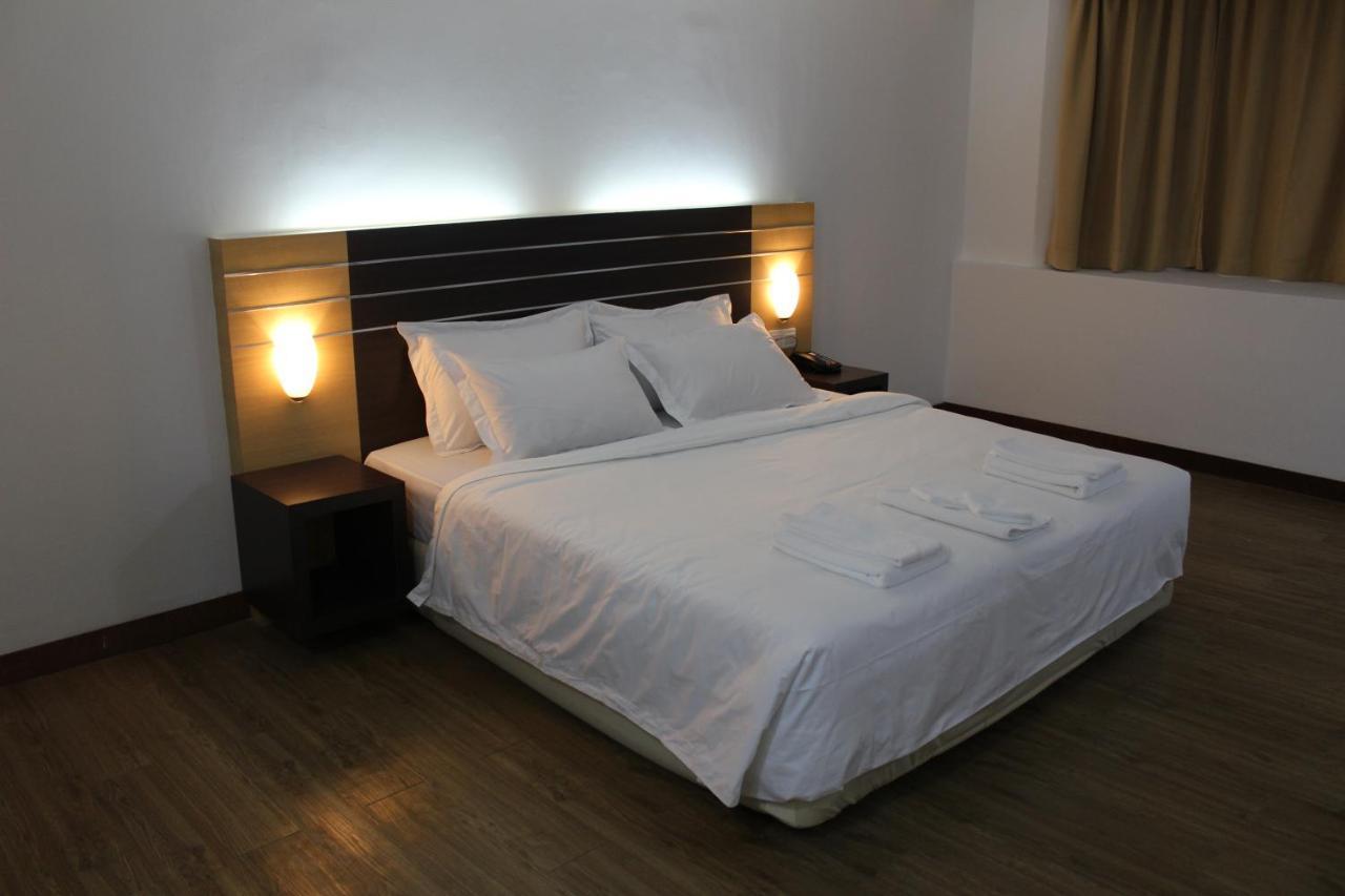 Sara Hotel Labuan Ngoại thất bức ảnh