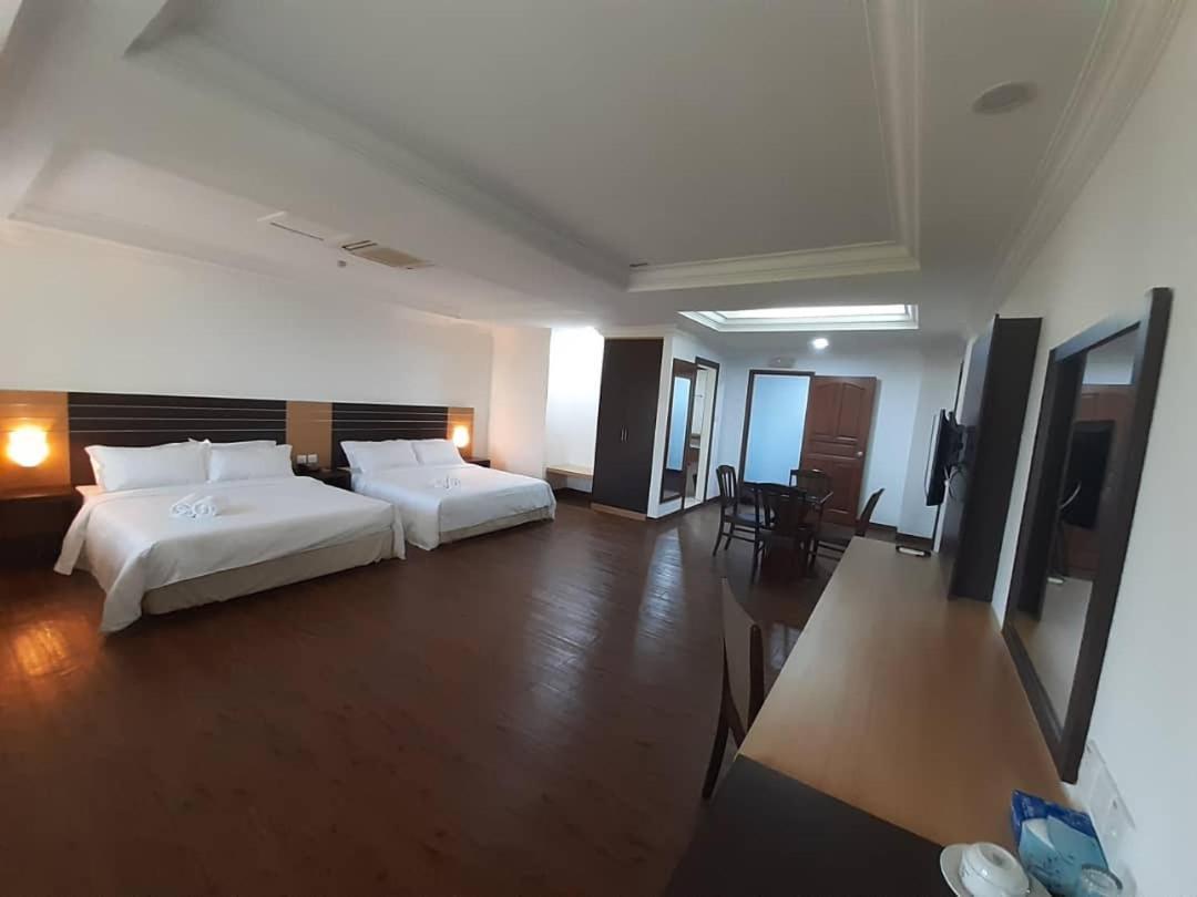 Sara Hotel Labuan Ngoại thất bức ảnh