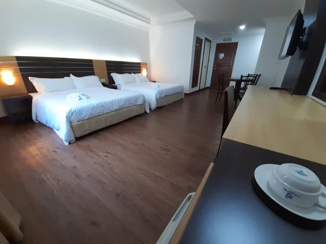 Sara Hotel Labuan Ngoại thất bức ảnh