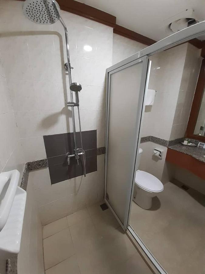 Sara Hotel Labuan Ngoại thất bức ảnh